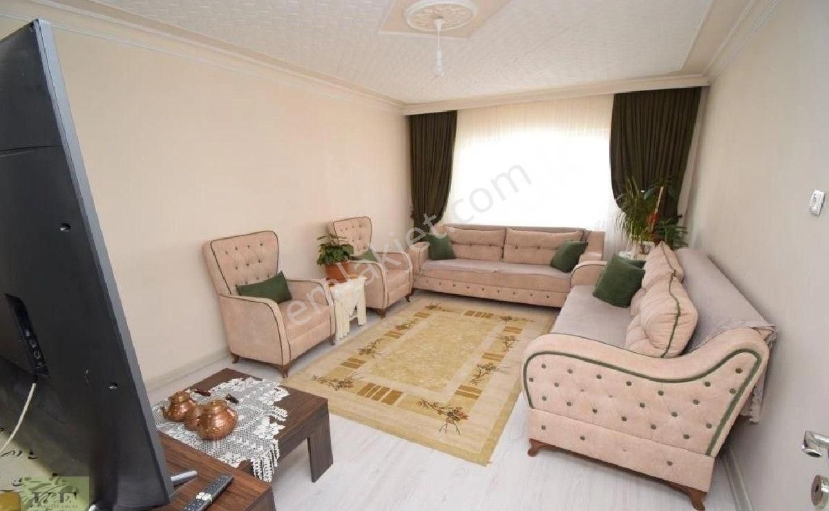 Ankara Sincan Pınarbaşında 3+1 Katta Full Katta Yol Cephe Salon Bağımsız Satılık Daire