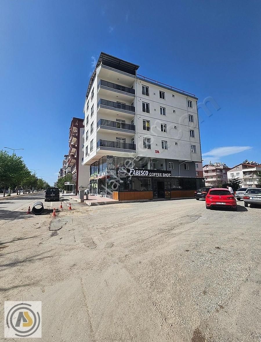 Beyşehir Bahçelievler Mah.de Kiralık 2+1 Ara Kat Daire