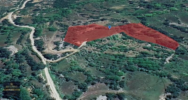 Akseki Cendeve'de Çiftlik Yapımına Uygun 8434 M2 Arazi