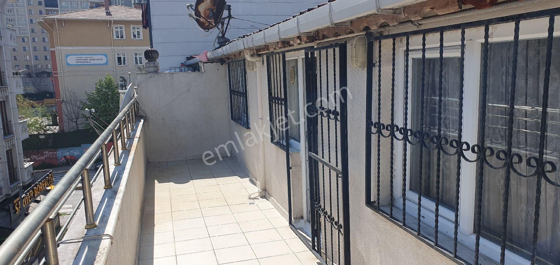 2+1 Eşyalı En Üst Kat Kiralık Daire