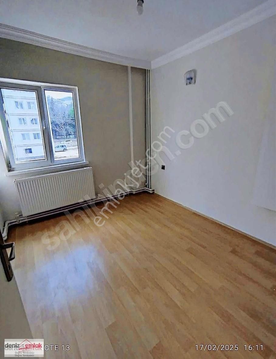 Burdur Merkez Atatürk Mahallesinde Kiralık 3+1 Daire
