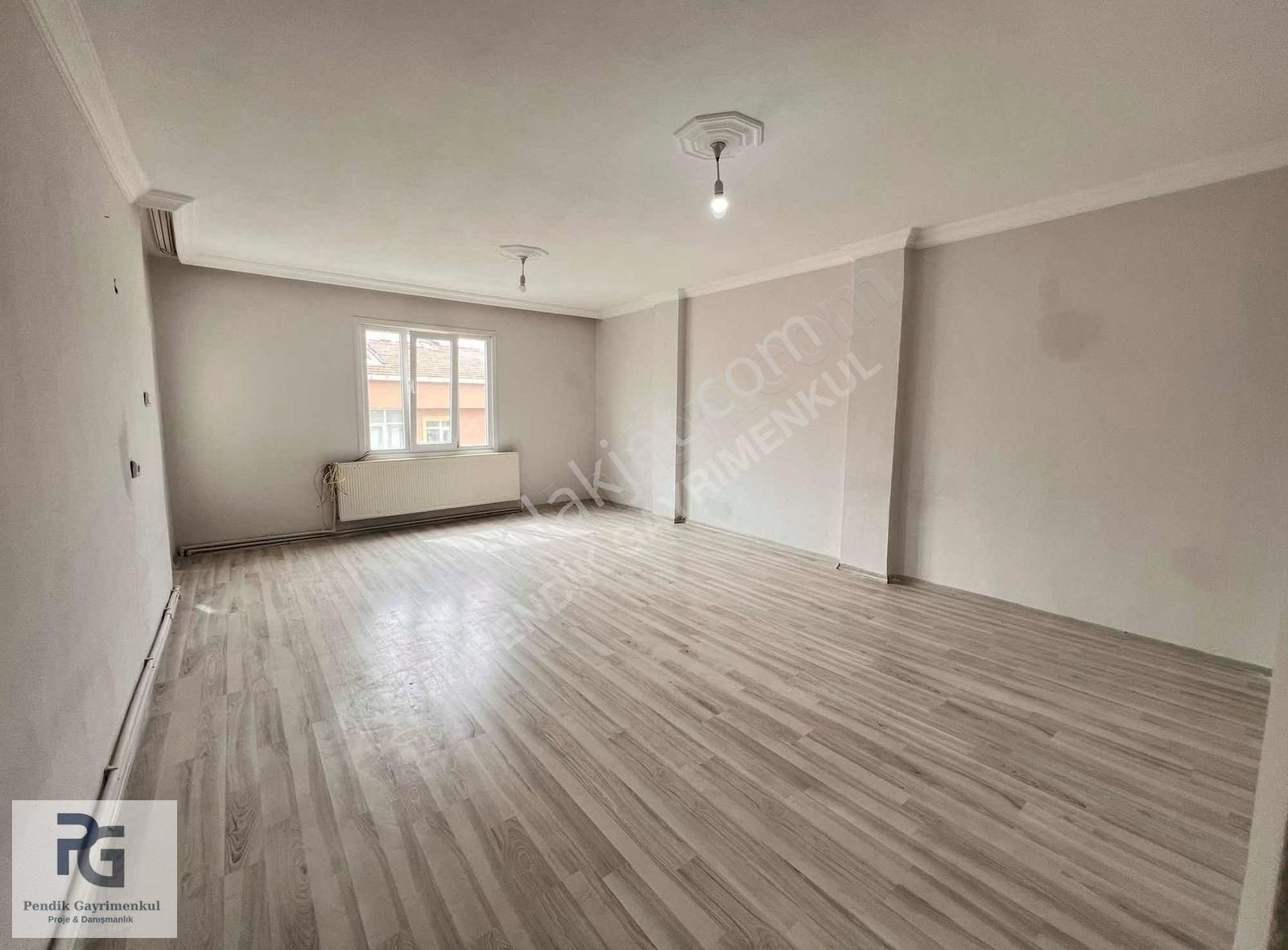 Pendikte Marmara Hst Ve Metroya Yürüme 2+1 100m2 Kiralık Daire