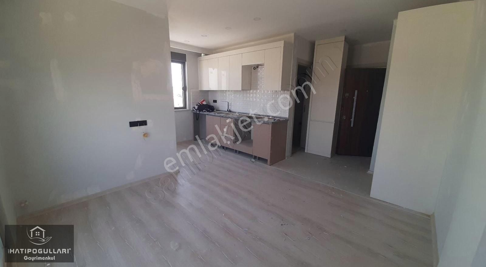 Antalya Döşemealtı Yeniköy De Satılık 1+1 Daireler