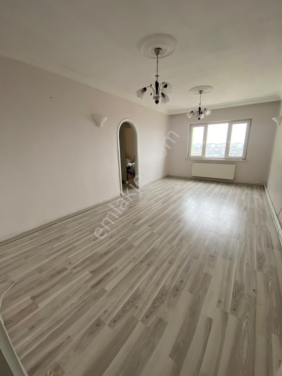 Göçmen Evlerinde Satılık 2+1
