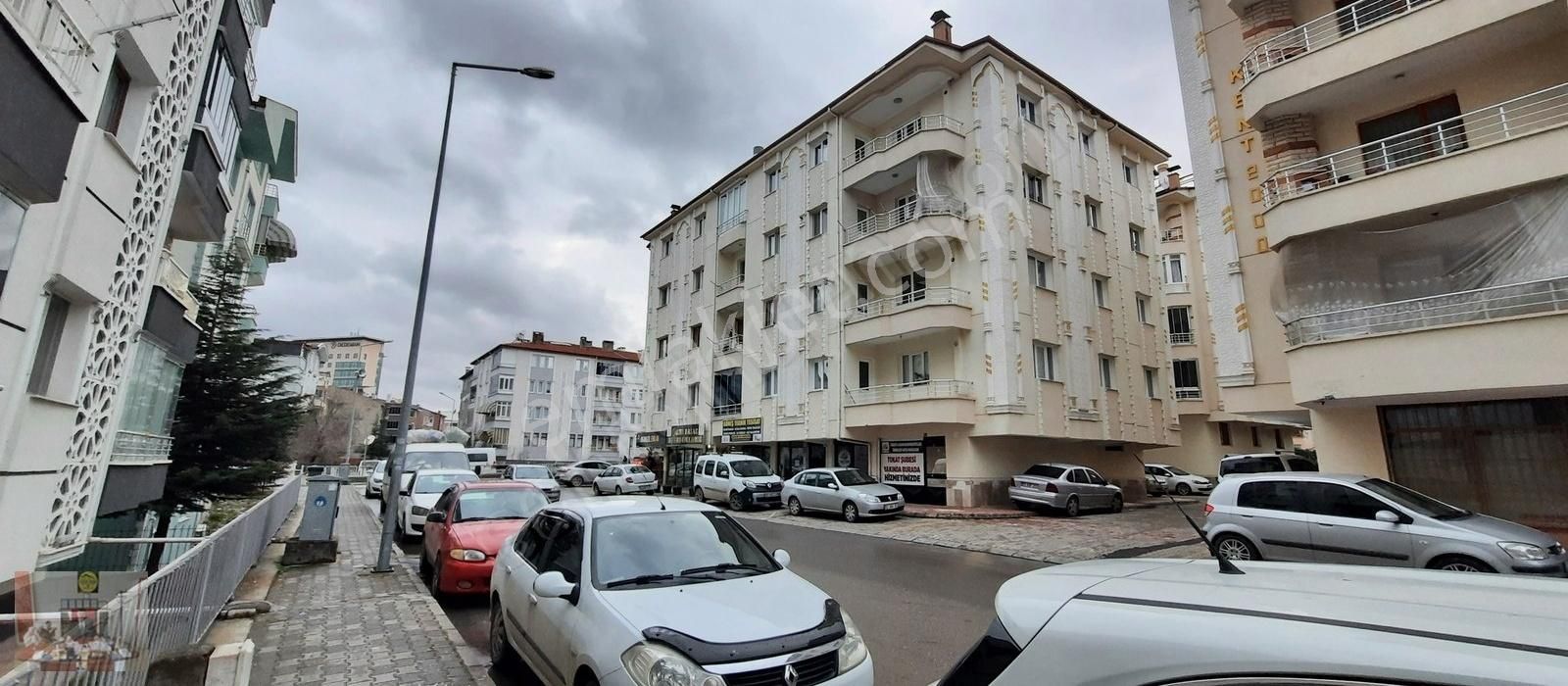 Esentepe Mahallesinde Yapılı 3 +1 Satılık Daire
