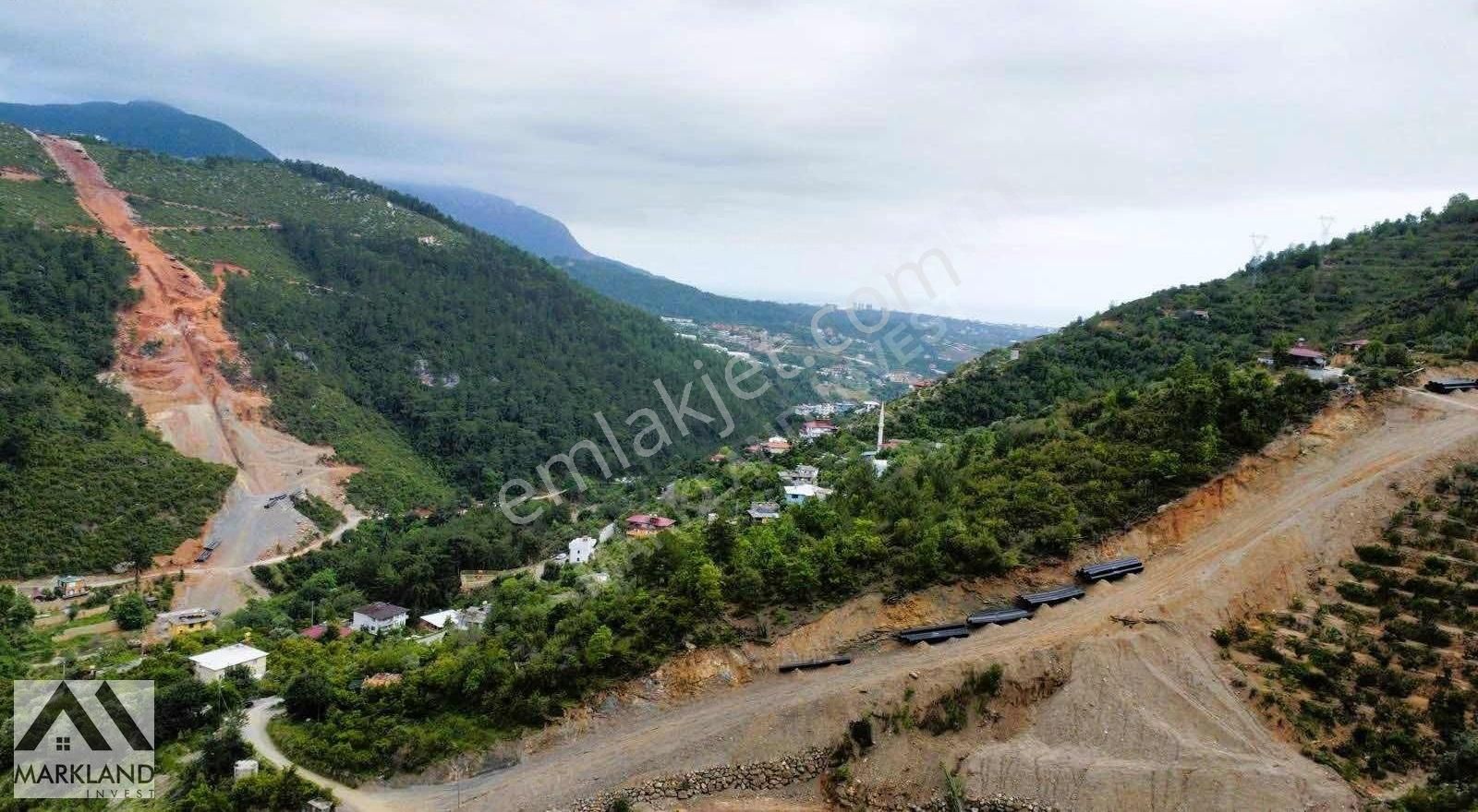 Değirmendere Mahallesinde Deniz Ve Doğa Manzaralı