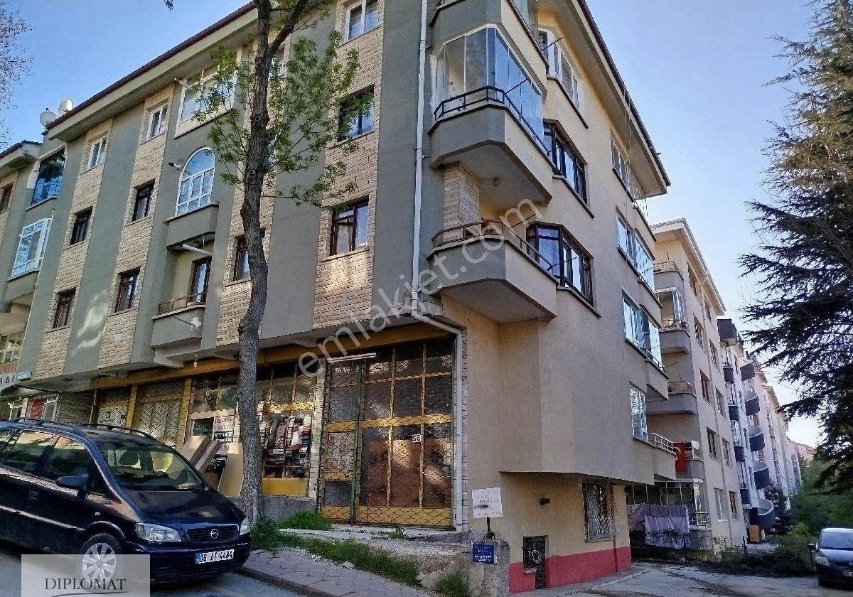 Çankaya Osman Temiz Mah. 1.cad. Temiz Bakımlı Mobilyalı 3+1
