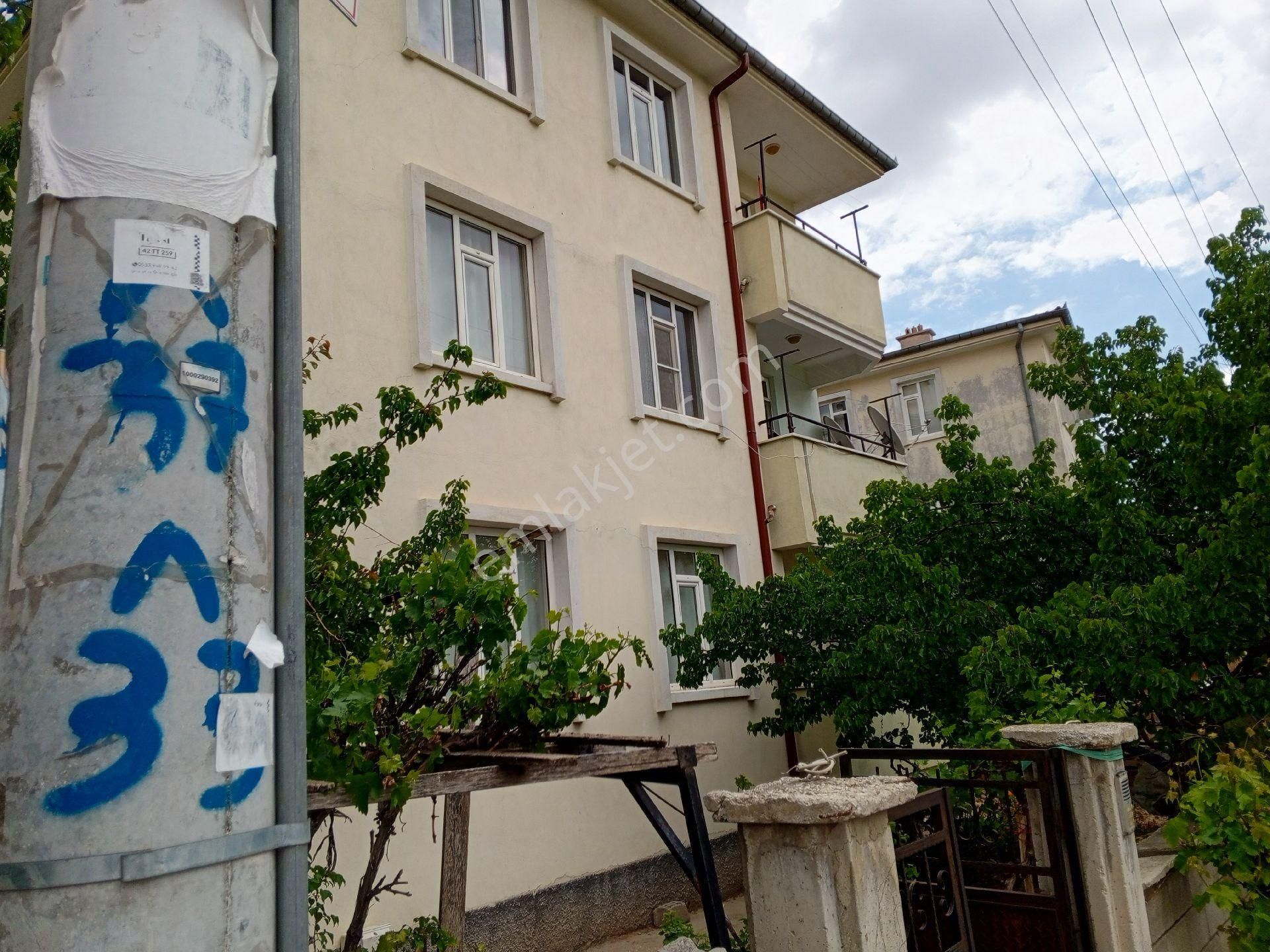 Konya Selçuklu Buhara Mah.165 M2 3+1 Stılık Bakımlı Daire