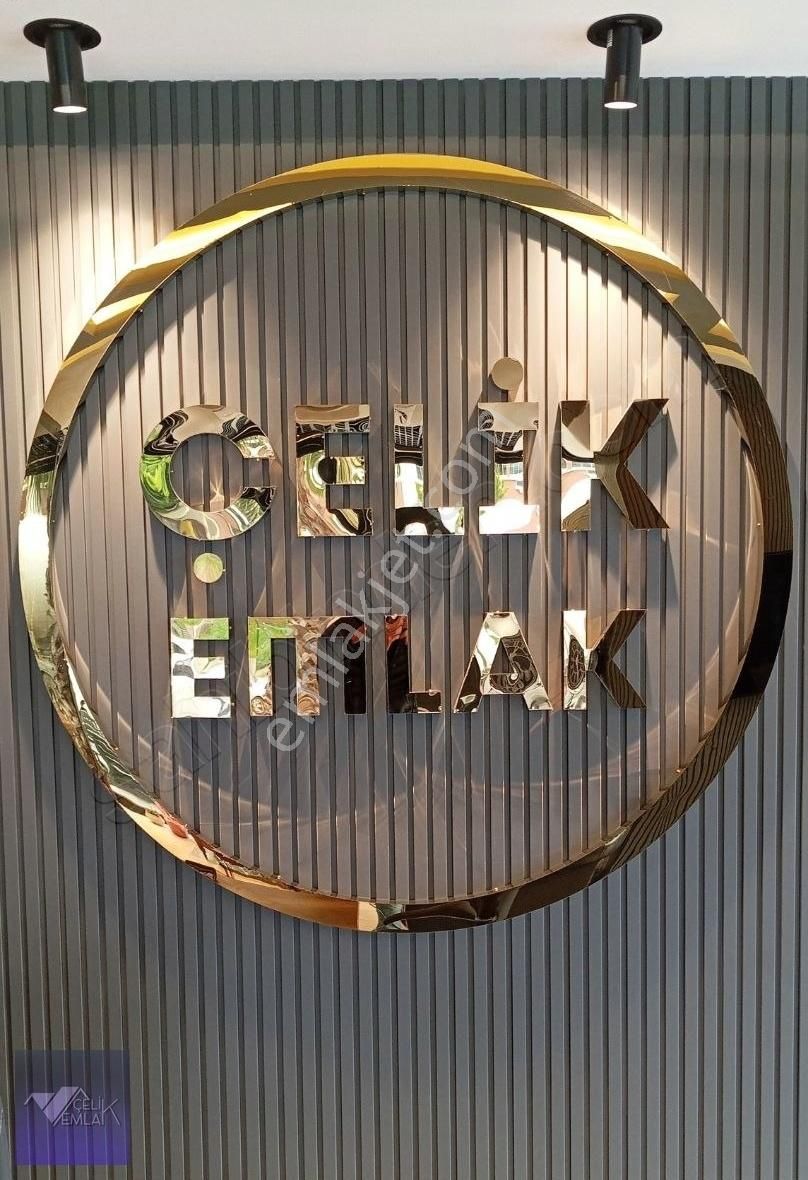 Çelik Emlaktan Büyükoyumcada 5 Kata İmarlı 3 Adet Parsel Satılık