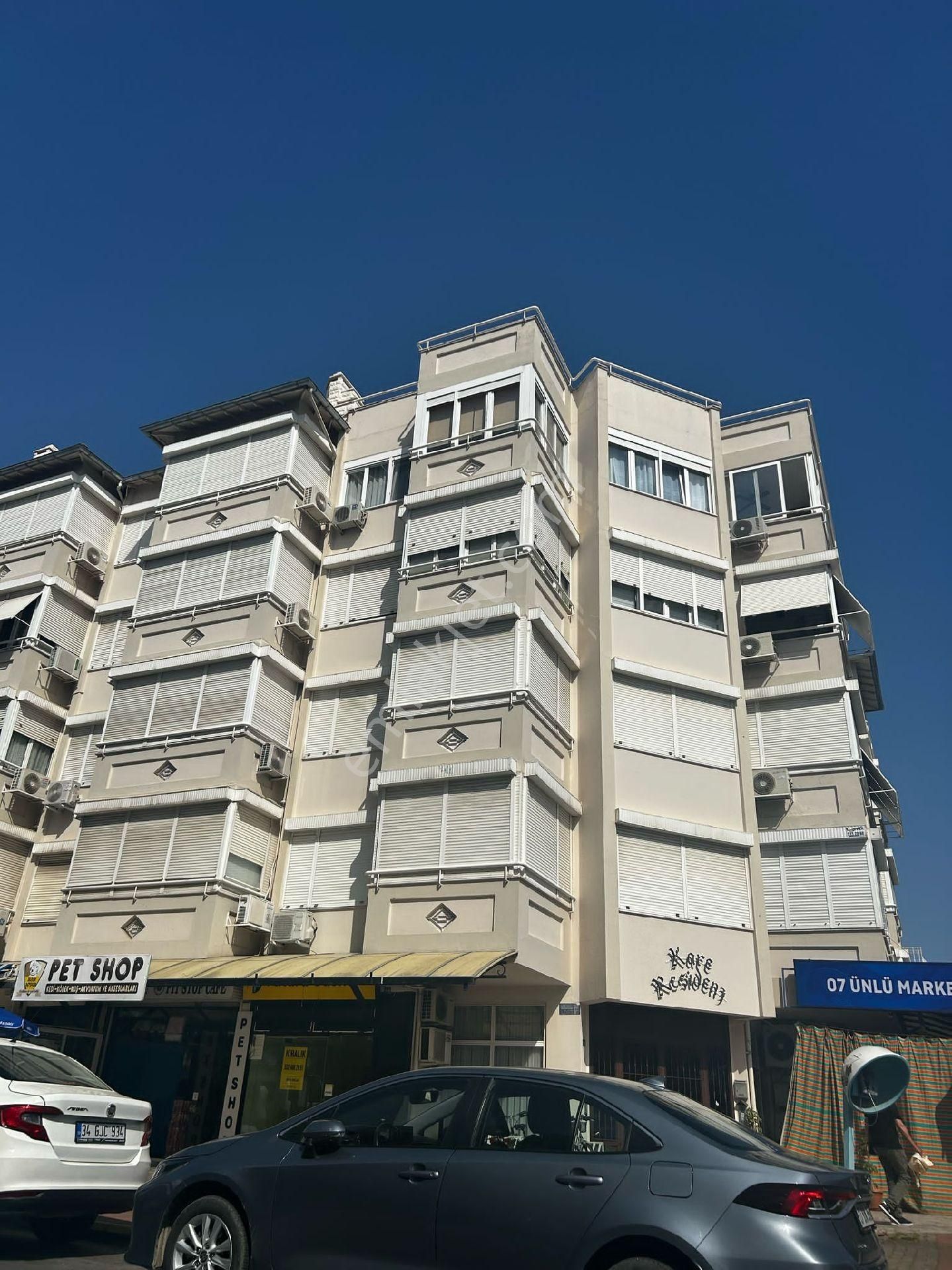 Kızlarpınarı Mahallesinde Satılık 1+1 Daire