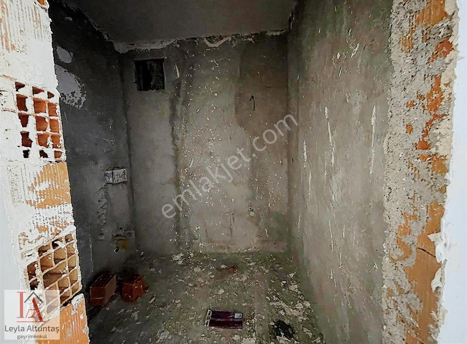 Kaşüstünde 2 Ay Sonra Oturuma Hazır Satılık Sıfır 3+1 Daire - Görsel 26