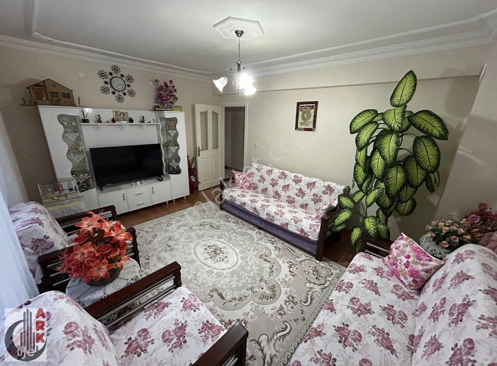 Ark Life'dan Emek Mah.ertaş Cad.yakını Fırsat 100m² 2+1 Daire
