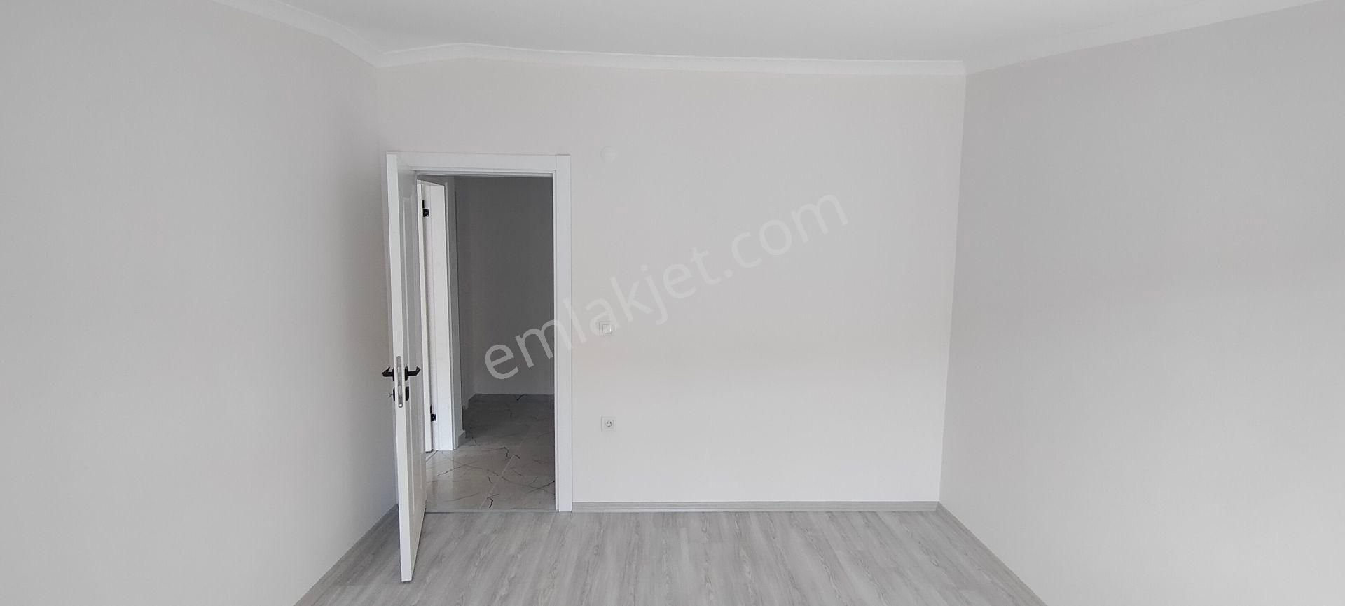 Sancaktepe Satılık 5+2 210m² Üstdubleks Yüksek Tavan Çift Mutfak Çift Banyo Sıfır Daire Asansörlü - Görsel 26