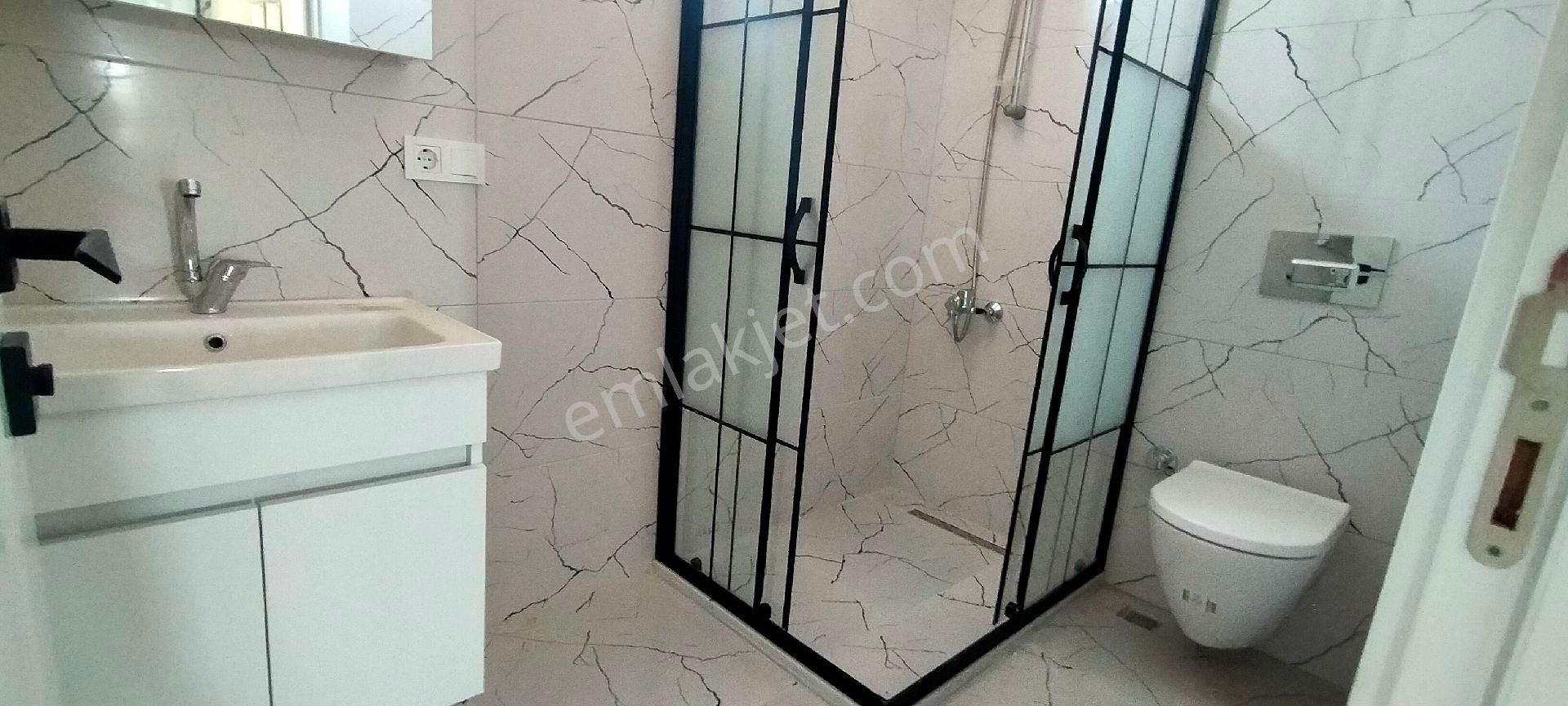 Sancaktepe Satılık 5+2 210m² Üstdubleks Yüksek Tavan Çift Mutfak Çift Banyo Sıfır Daire Asansörlü - Görsel 3