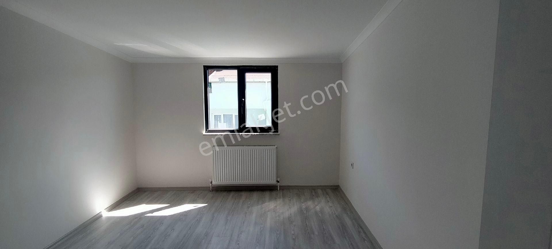 Sancaktepe Satılık 5+2 210m² Üstdubleks Yüksek Tavan Çift Mutfak Çift Banyo Sıfır Daire Asansörlü - Görsel 25