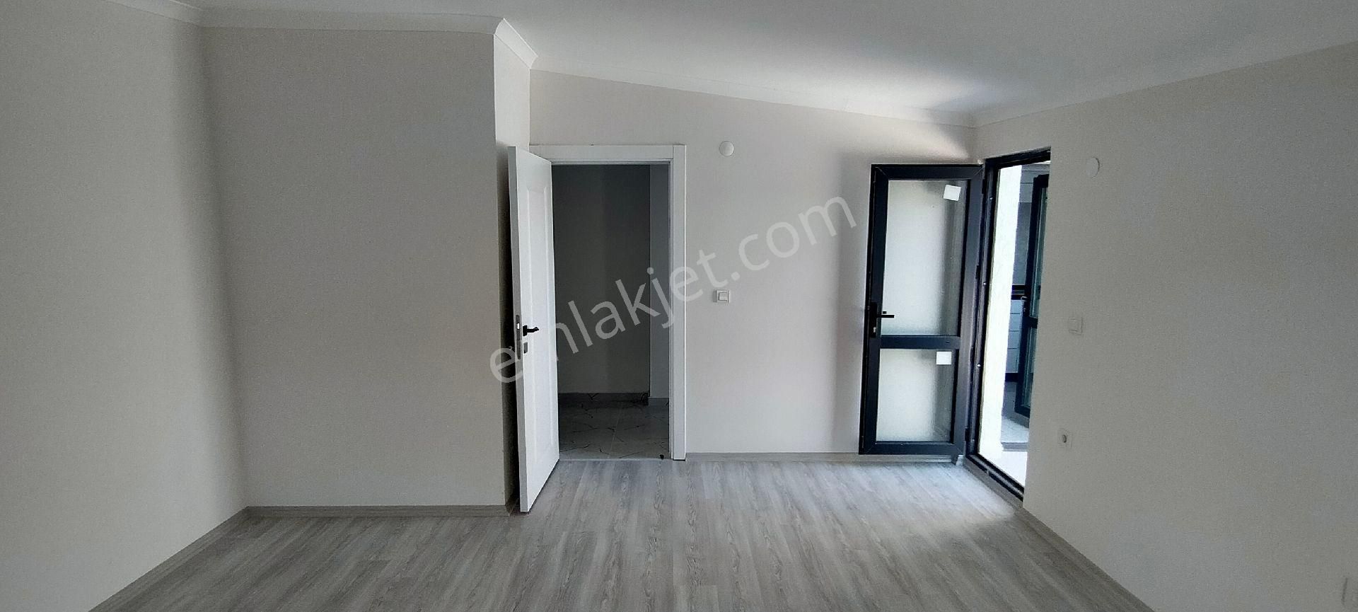 Sancaktepe Satılık 5+2 210m² Üstdubleks Yüksek Tavan Çift Mutfak Çift Banyo Sıfır Daire Asansörlü - Görsel 30