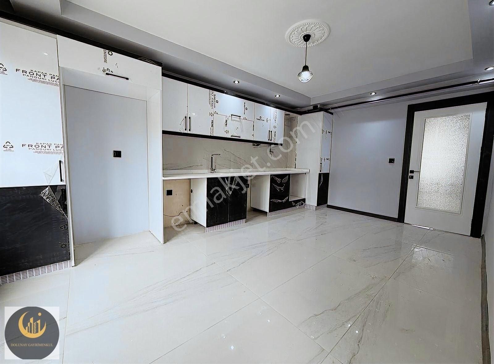 Dolunay'dan Zafer Mahallesinde Satılık 150m2 3+1