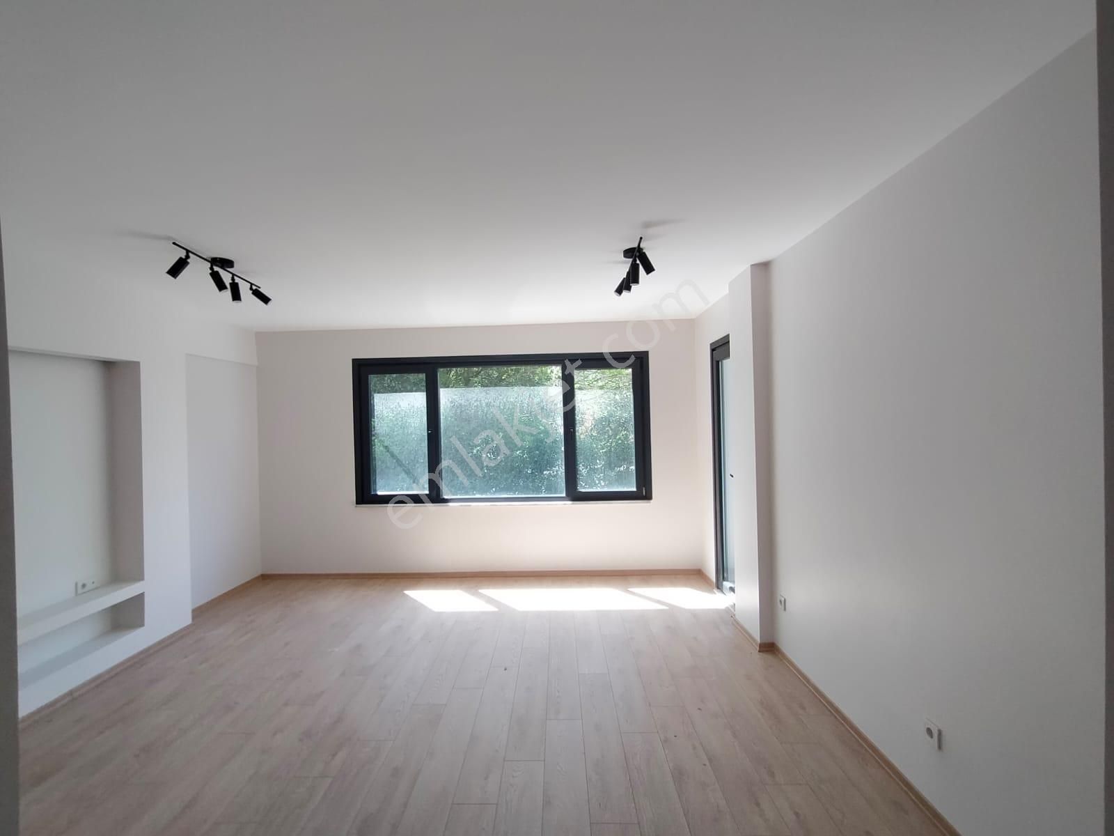 Mecidiyeköy Gülbahar Mah 2+1 Otoparklı Balkonlu Kiralık Daire