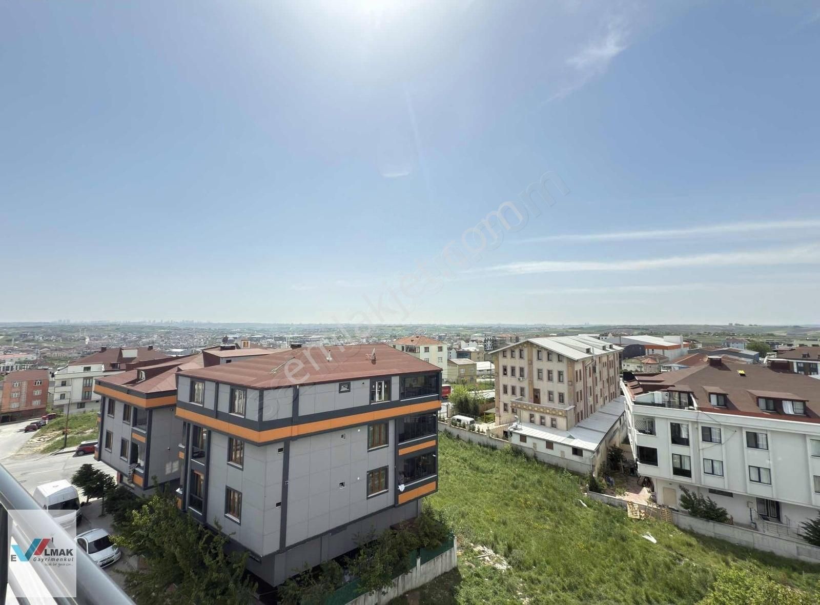 Evalmak'ta Arnavutköy'de 5+2 Satılık Lüsk Dubleks Daire