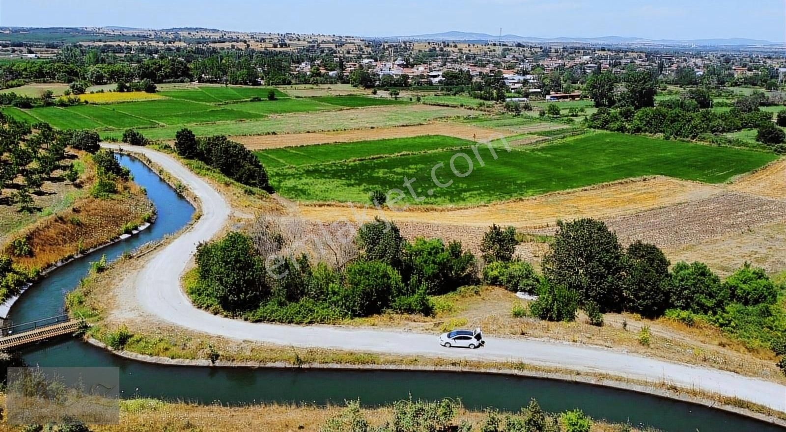 Çanakkale-biga- Danışment Köyün'de-satılık Tarla