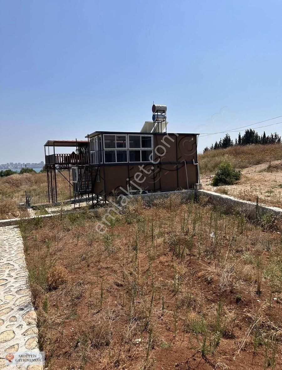Bayramhacılı Göl Manzaralı Duvar İle Çevrili Elektrik-su Evlik