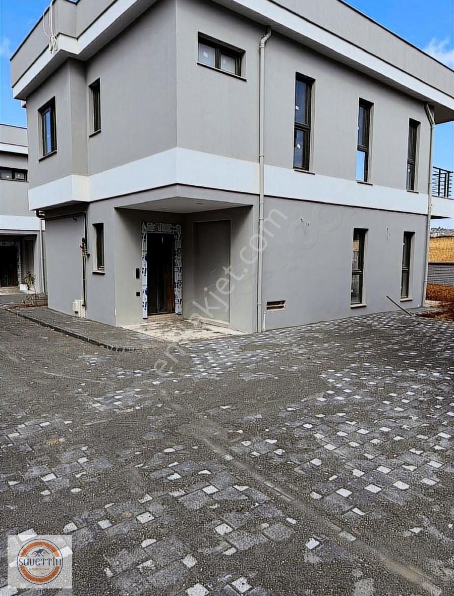 Çukurova Şambayadı Mahallesi 4+1 Satılık Villa