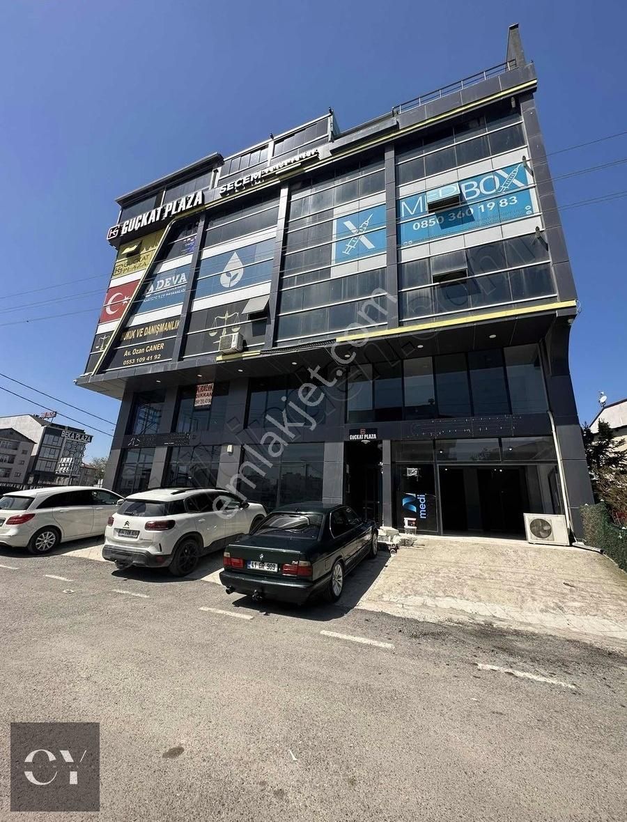 Kocaeli Kartepe D-100 Üstü Satılık 130 M2 Dükkan ...