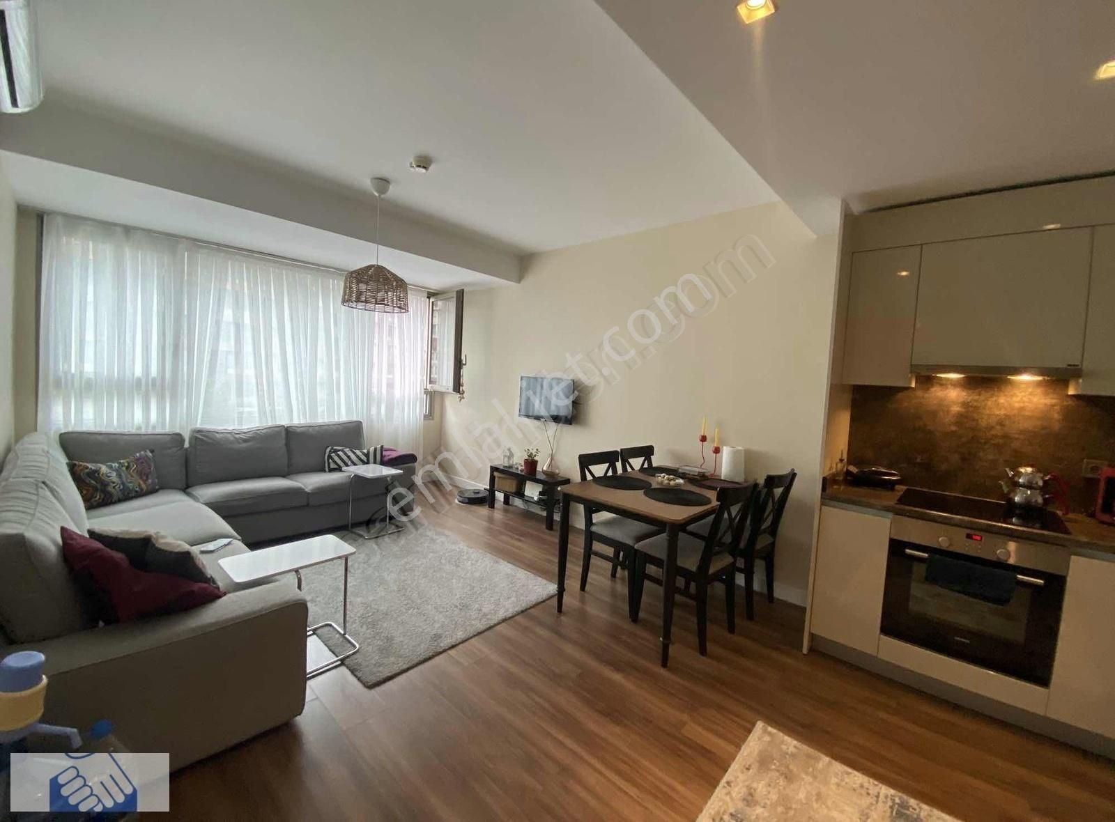 Nef İnistanbul Havuz Cepheli 2+1 Satılık Daire