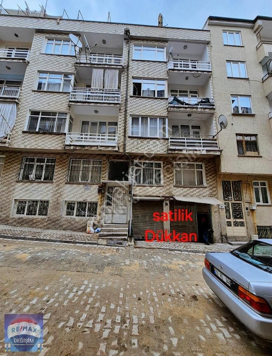 Re/max Değişimden Rızaiye Mah. Saygın Sok.50 M2 Satlık Dükkan.