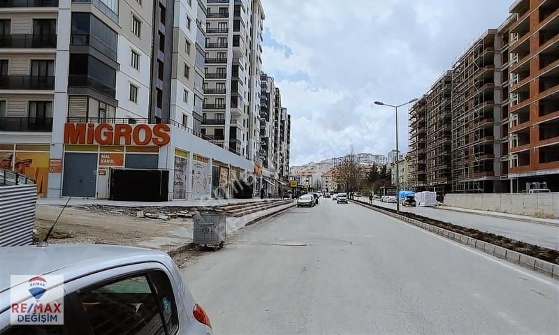 Re/max 'den-cumhuriyet Mah. Site İçerisinde Satılık Sıfır Daire