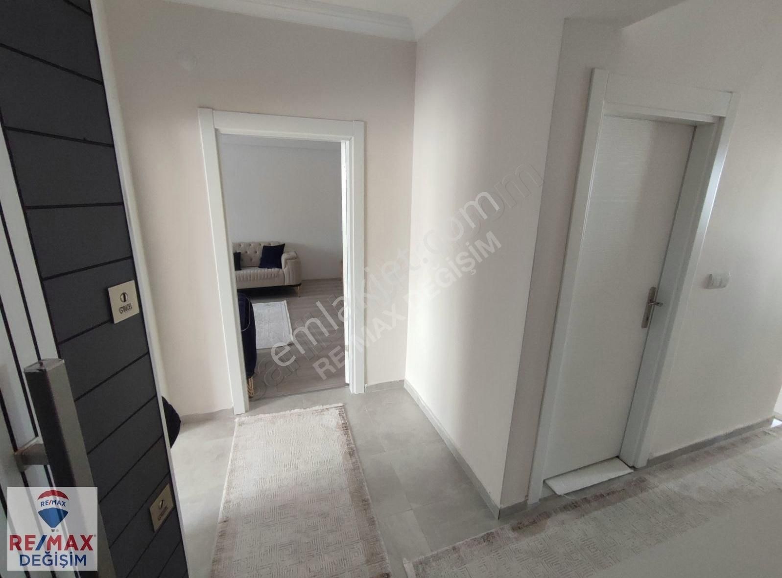 Remax Değişimden Olgunlarda Satılık 2 Yaşında 3+1 Son Kat Daire