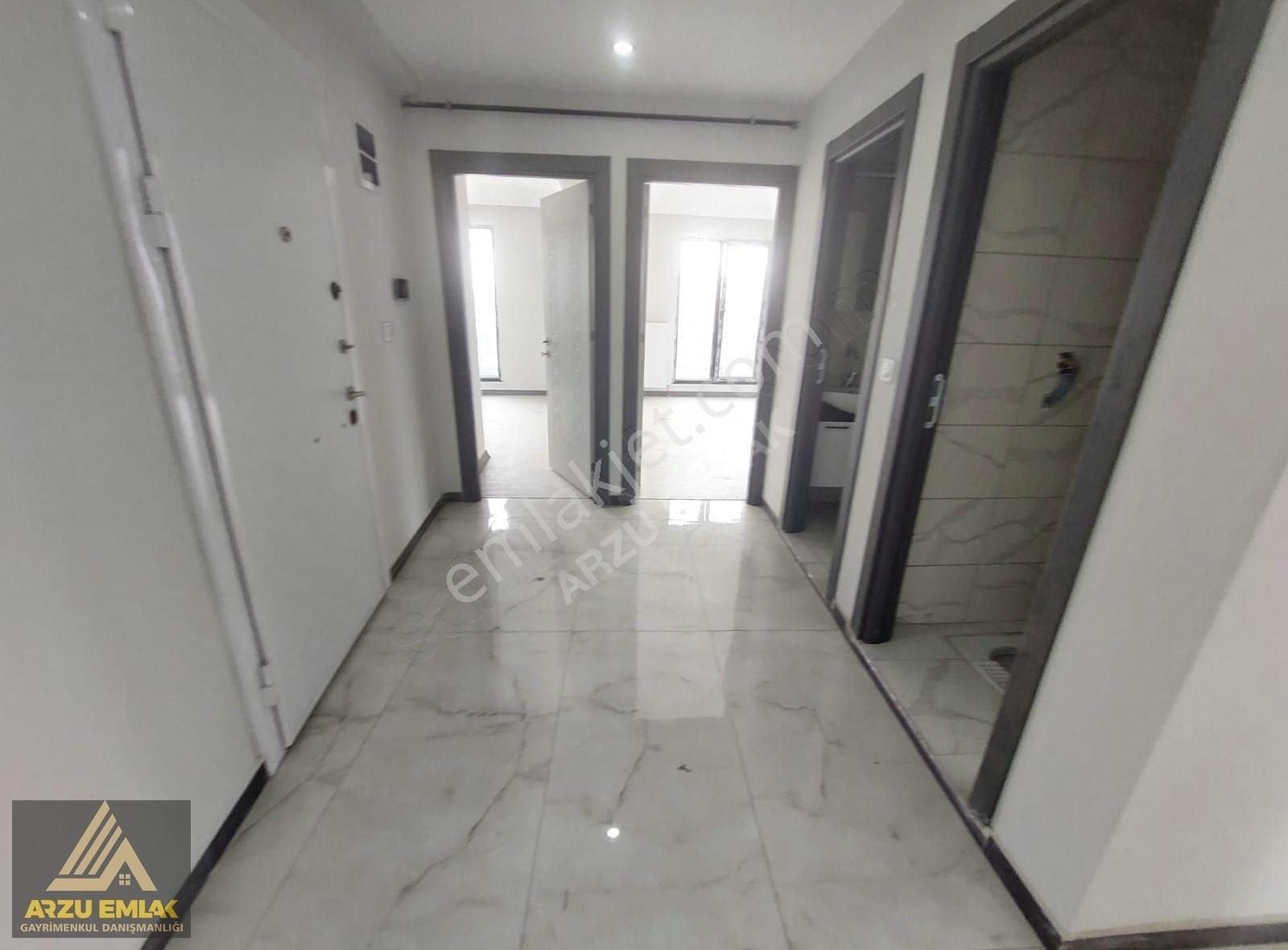 Arzu Emlaktan 3+1 Satılık Sıfır Asansörlü Güney Cephe Daire