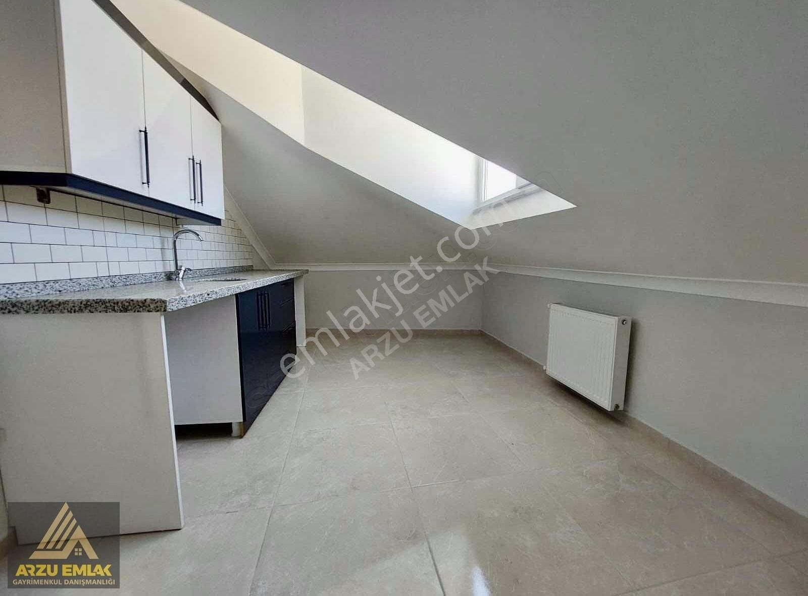 Arzu Emlaktan 75. Yıl Mah. Sıfır 3+2 Satılık Dubleks Daire