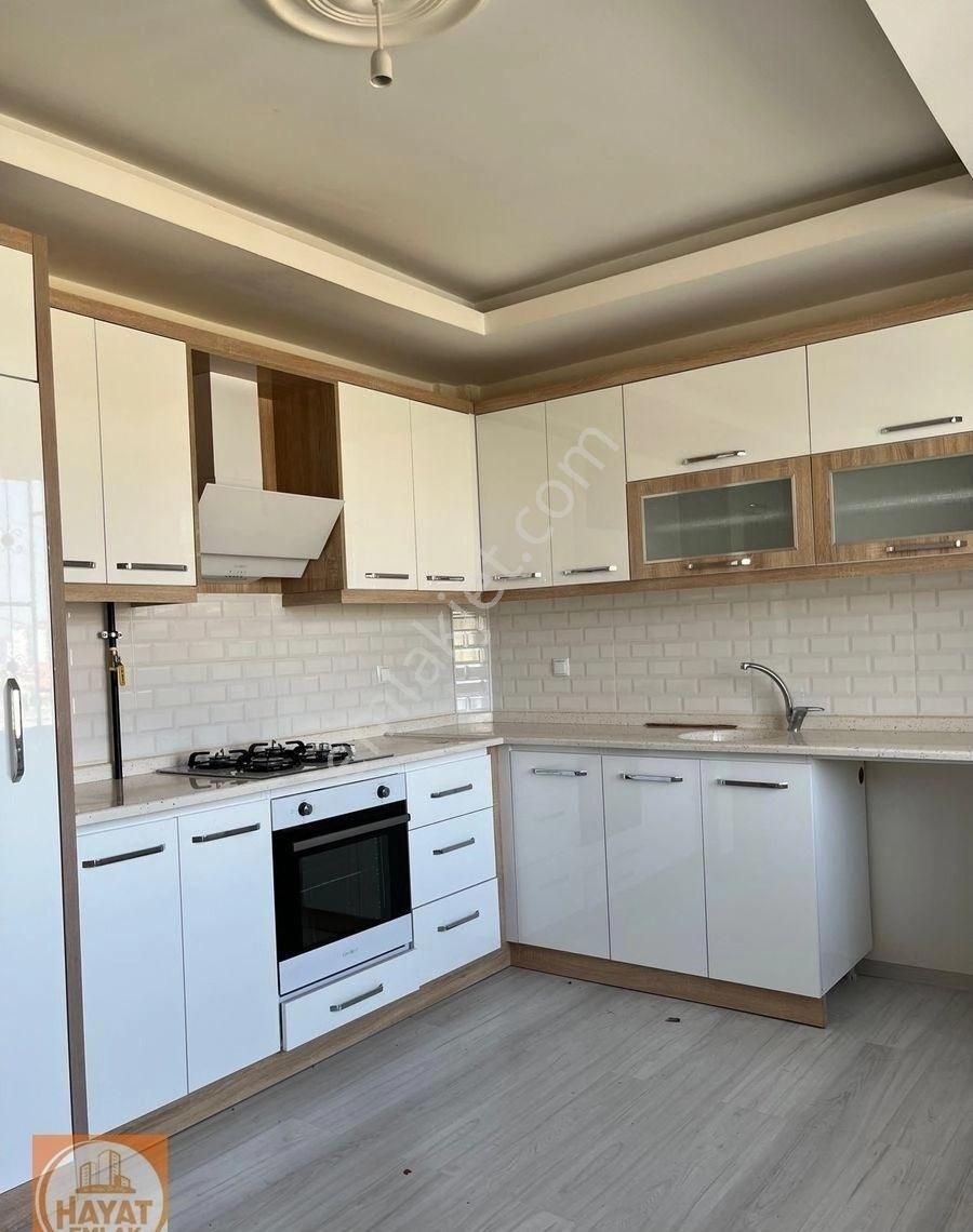 Hayat Emlaktan Karaman Merkez İbrahim Hakkı Konyalı Mh Satılık Daire