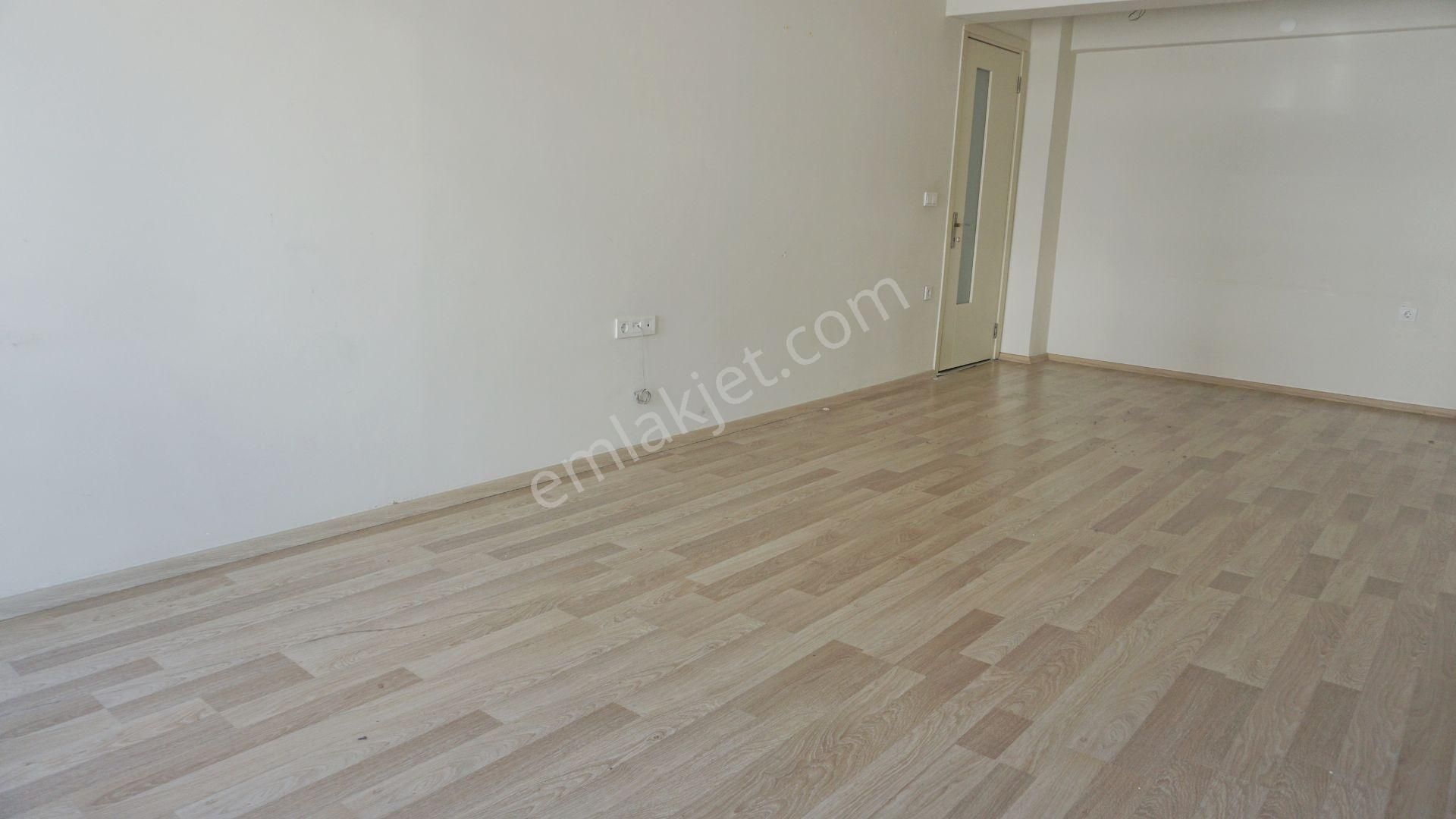 Maltepede Satılık3+1 Doğalgaz Kombili+asansörlü Çiğli Serkan Dan - Görsel 8