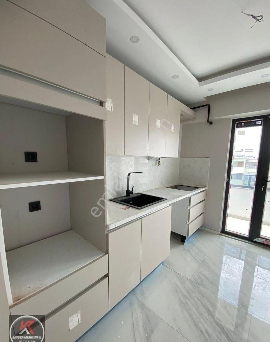 Kardeş Gayrimenkul 'den Karamürsel Ereğli Deniz Manzaralı Sahile Yakın Sıfır Dubleks Kiralık Daire