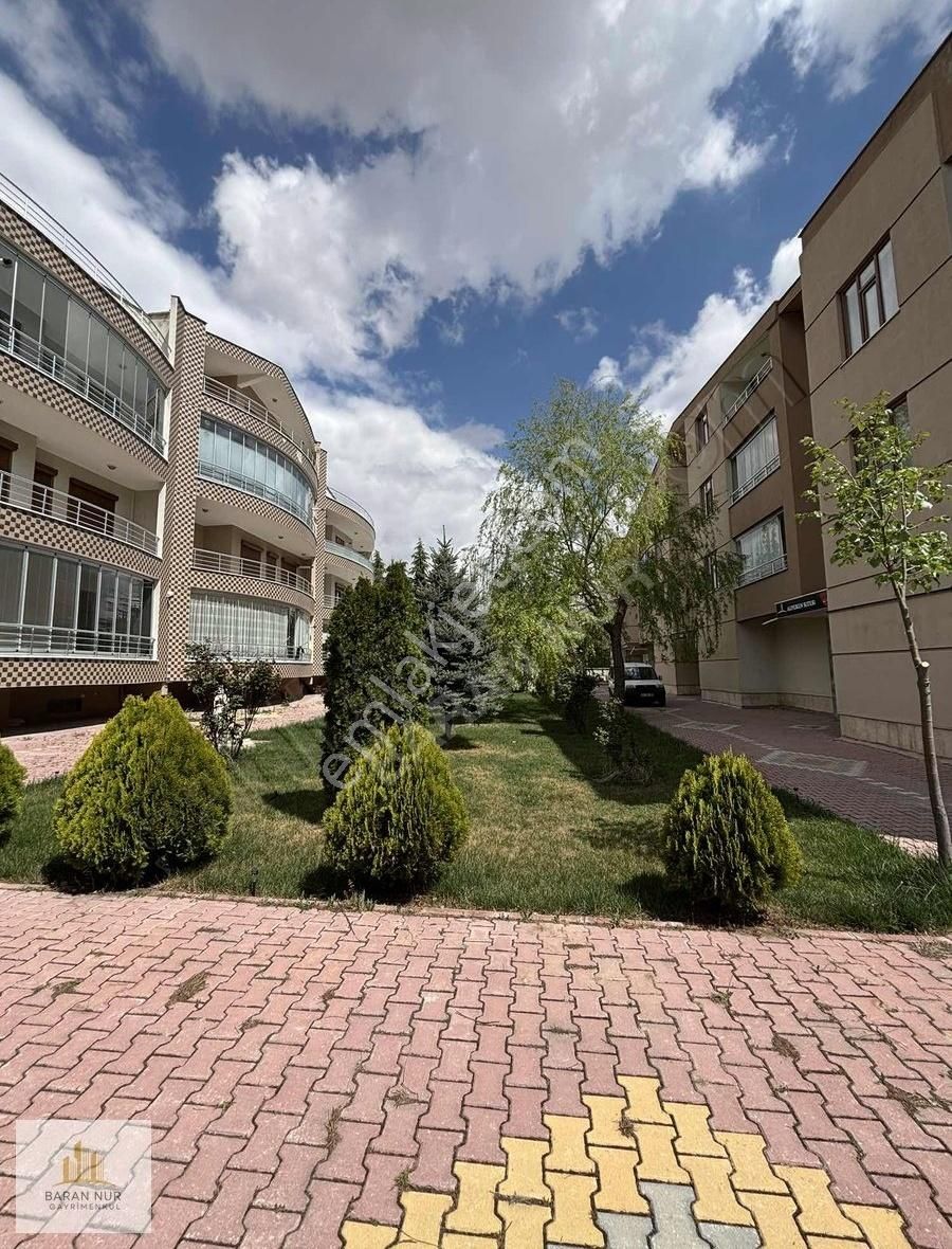 Baran Nur'dan İsmail Kaya Cad Üzerinde Geniş 3+1 Yeni Daire
