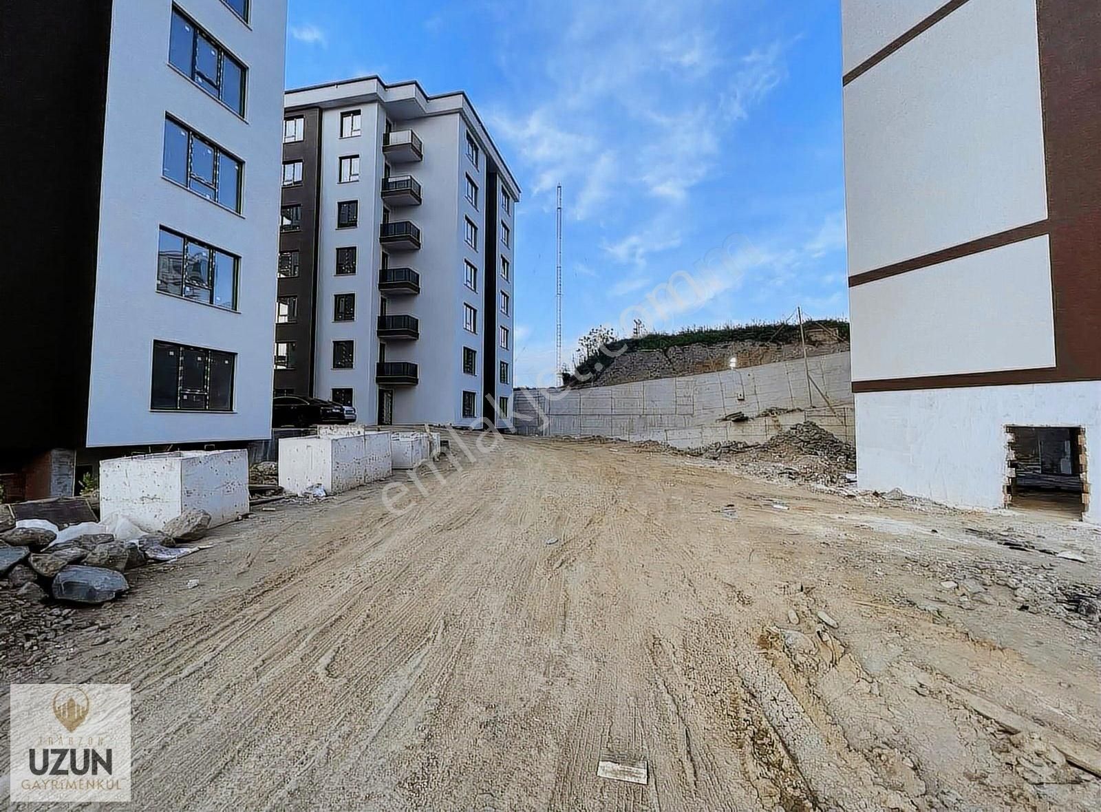 1 Nolu Bostancı Aklife Sitesinde 3+1 Satılık Fırsat Daire