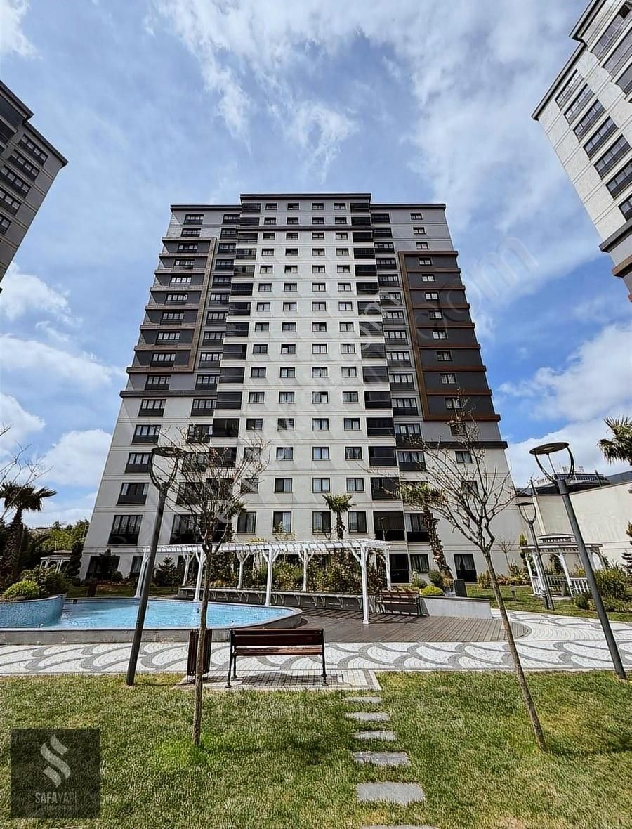 Birlik Parkada Sitesi 2+1 Brüt 122m2