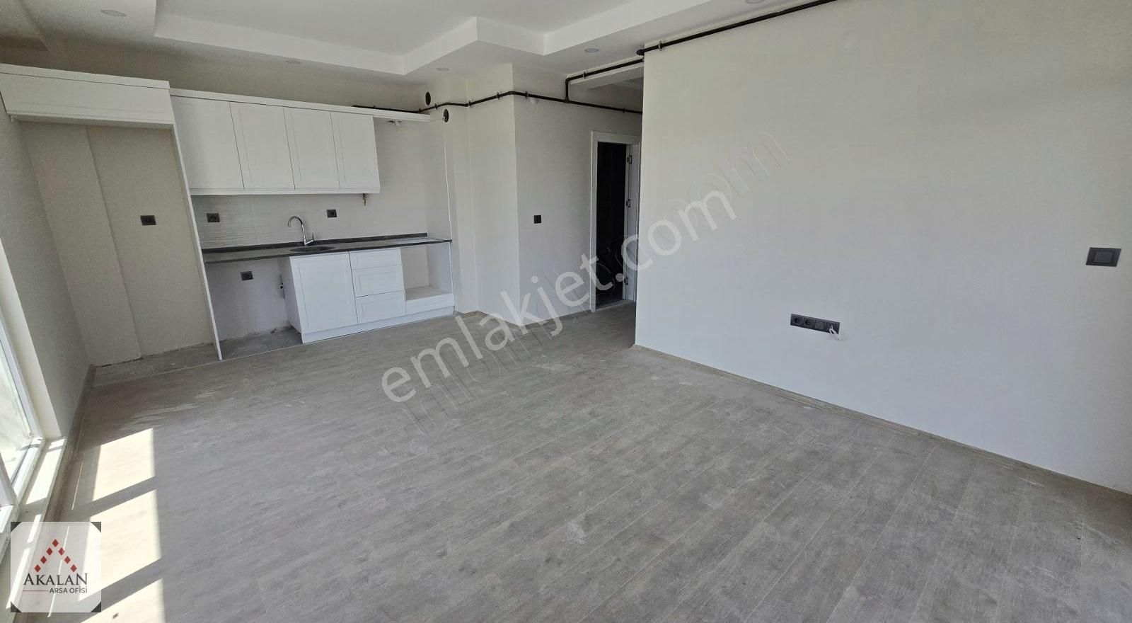 Atakum Korfezde Esyasız Kiralık 1*1