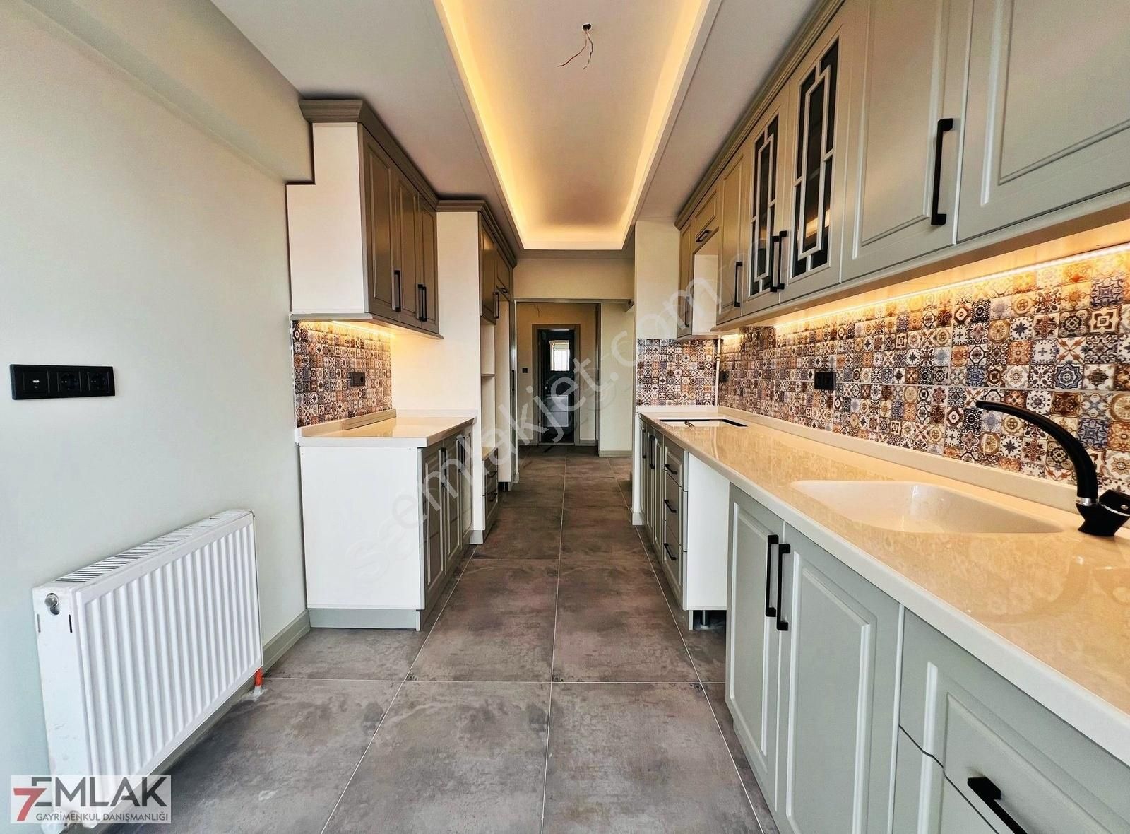 Etlik'te_site Konsepti_ultra Lüx Yapı_e.banyo+kiler_3+1_125 M2 !