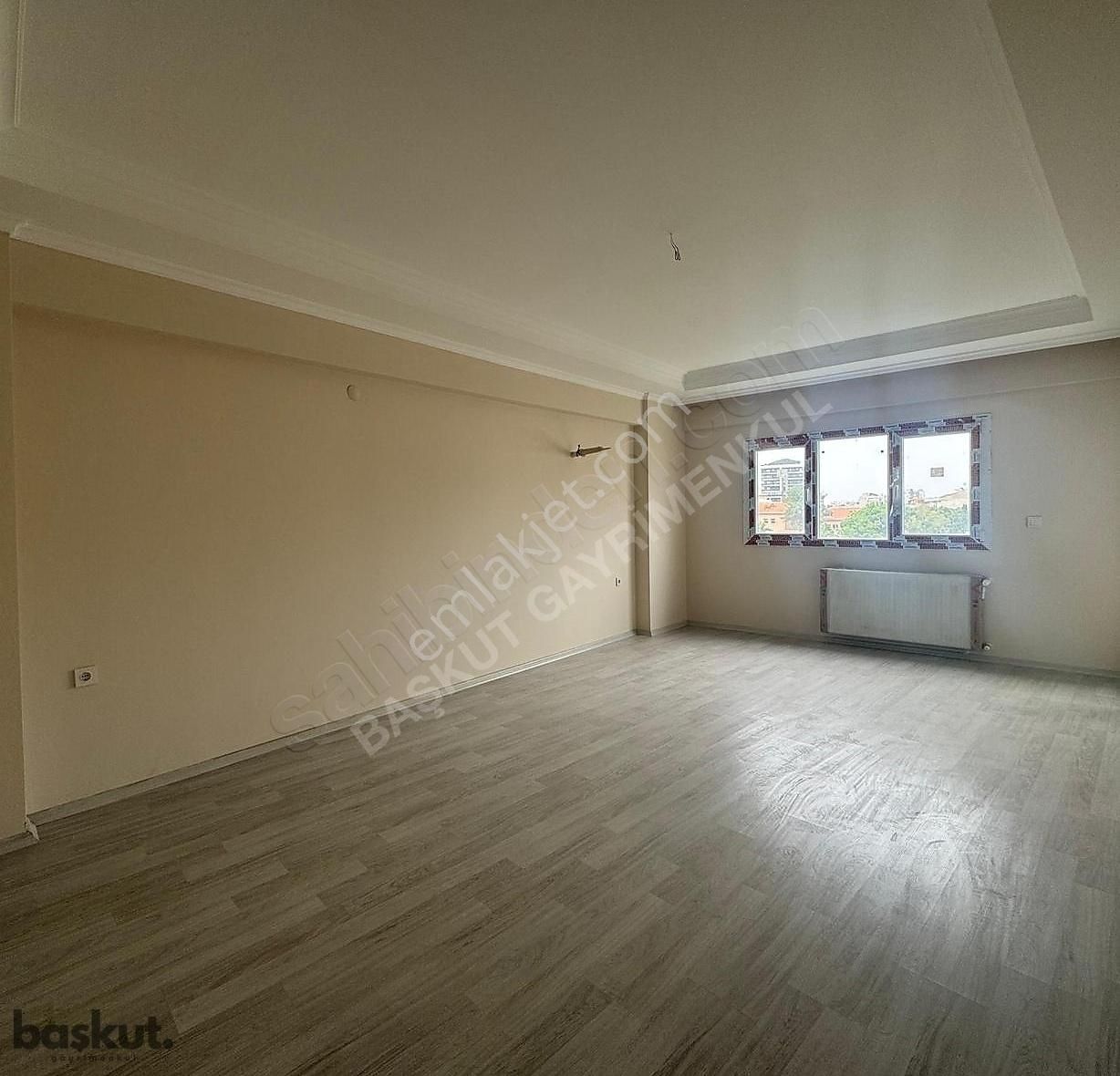Başkut Emlaktan İmbatlı Mah.de 3+1 Satılık Daire
