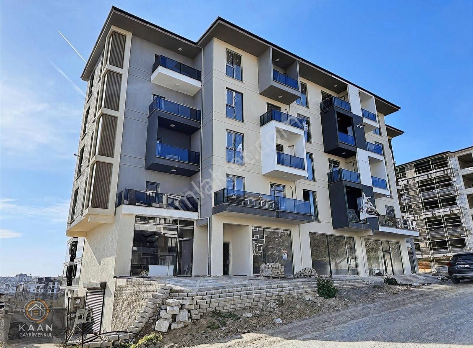 Kaan'dan Atatürk Mah. Soğancılar Cad Deniz Manzaralı Kiralık 1+1
