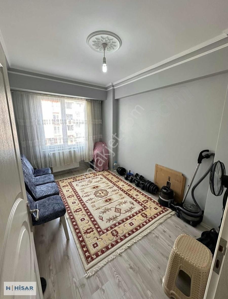 Hisar'dan Yaşardoğu Mah 2+1 2.kat 13 Yıllık Arakat Satılık Daire