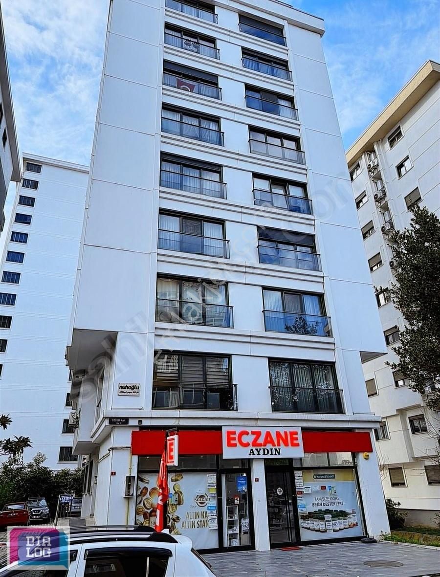 Erenköy Ethem Efendi Caddesinde Yeni Bina Satılık 3+1 Daire