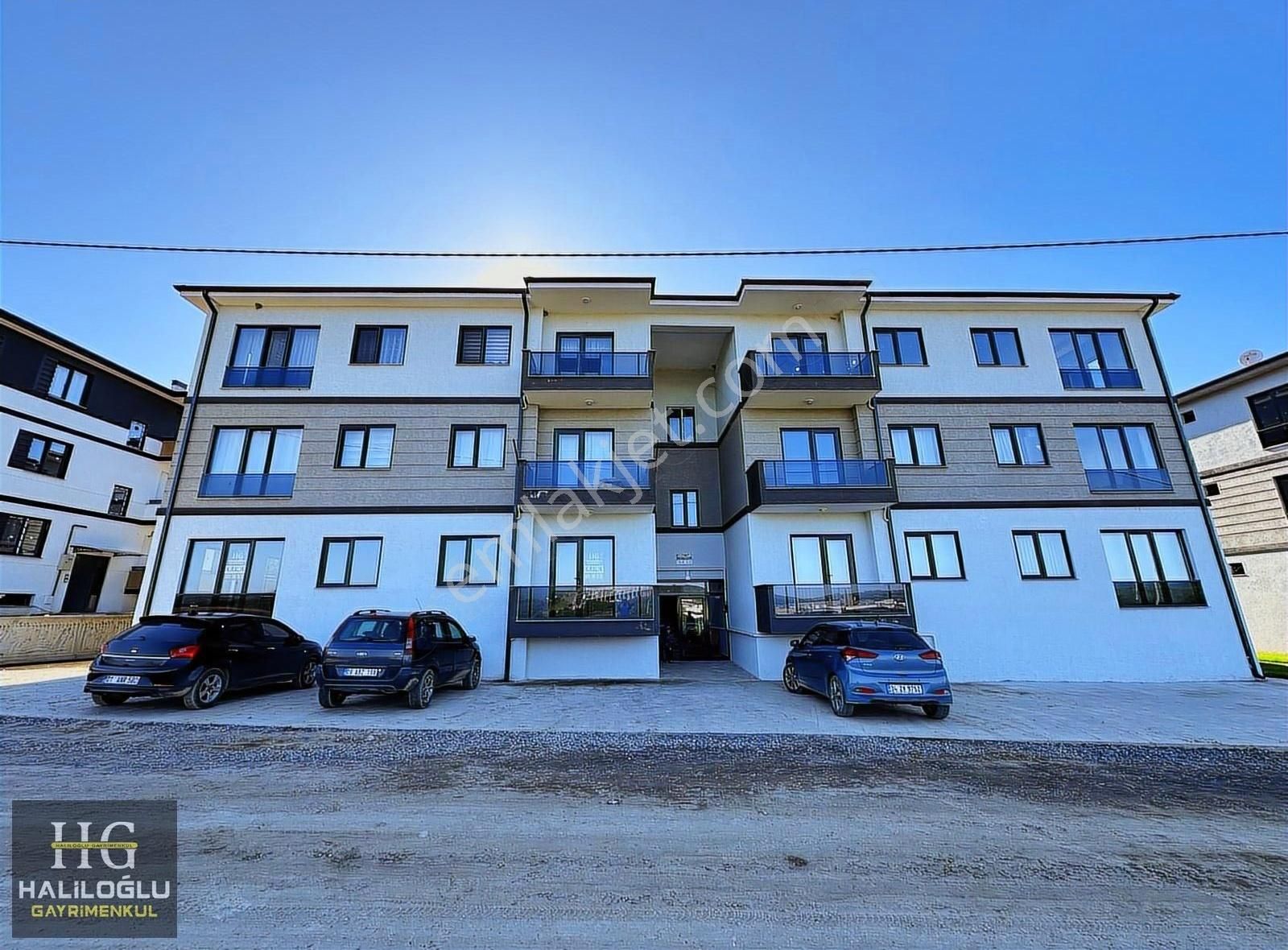 Ferizli İstiklal Mah 1.kat 125 M2 Kiralık Site İçi Lüx Daire