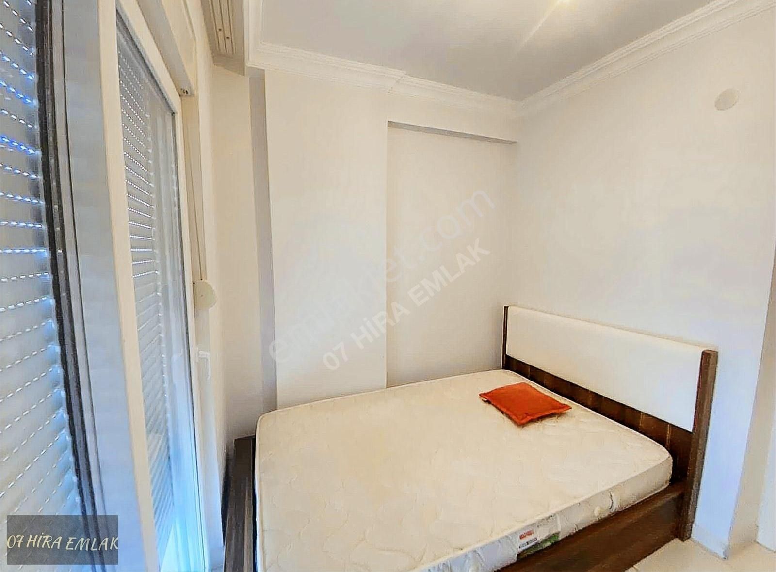 Kültürde 2+0 Eşyalı Katta Daire
