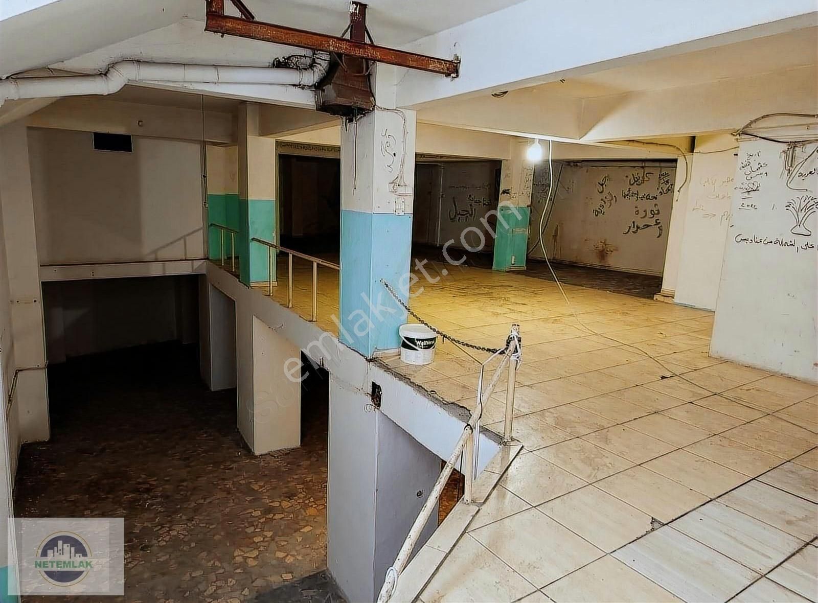 Güngören Köy İçinde 300 Metre İki Kat Kiralık Dükkan