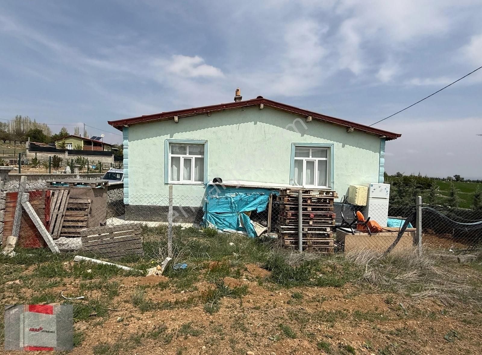 Bayat Mahallesinde Konya Manzaralı 1+1 Evi Elektrik Ve Suyu Olan - Görsel 29