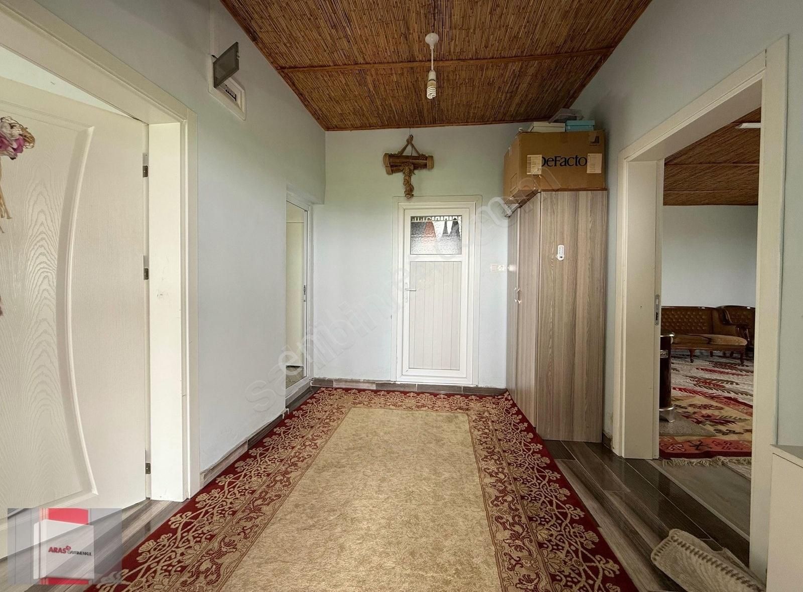 Bayat Mahallesinde Konya Manzaralı 1+1 Evi Elektrik Ve Suyu Olan - Görsel 9